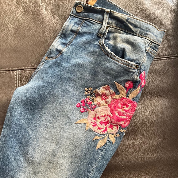 Driftwood JACKIE Hippie Floral Straight Leg Jeans Embroidered Boho Blue Pink 30 - Picture 2 of 7
